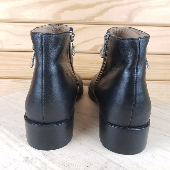 Bettye Muller 8.5 US Trinity Black Biker Leather Side Zip Booties Ankle Boot NEW - Picture 3 of 12